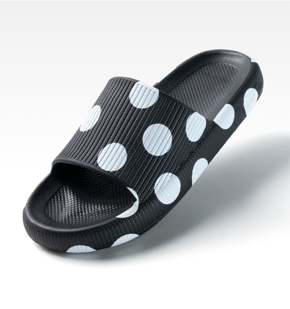 Happy Flops Polkadots