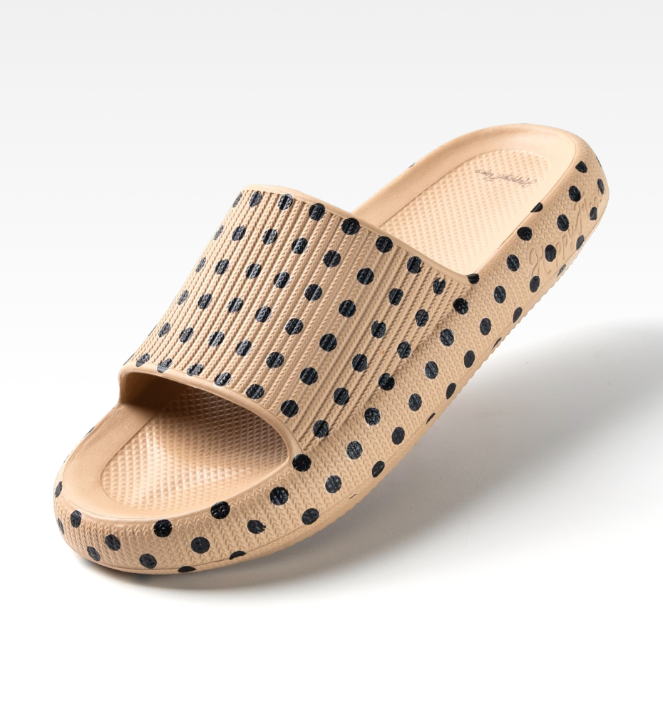 Happy Flops Polkadots