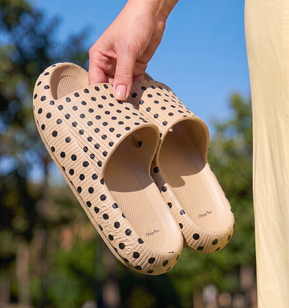 Happy Flops Polkadots